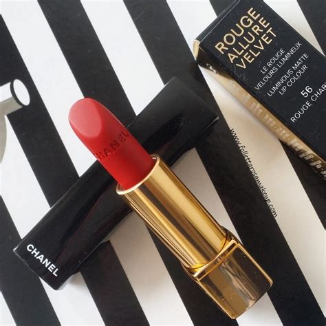 Rossetto Rouge Allure Velvet di Chanel – Recensione 